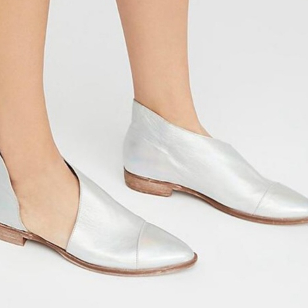 Free People Metallic Silver Leather Pointed Flats